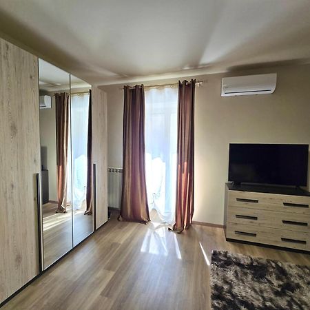 Casa Vacanze Oikia - Room Girasole Napels Buitenkant foto
