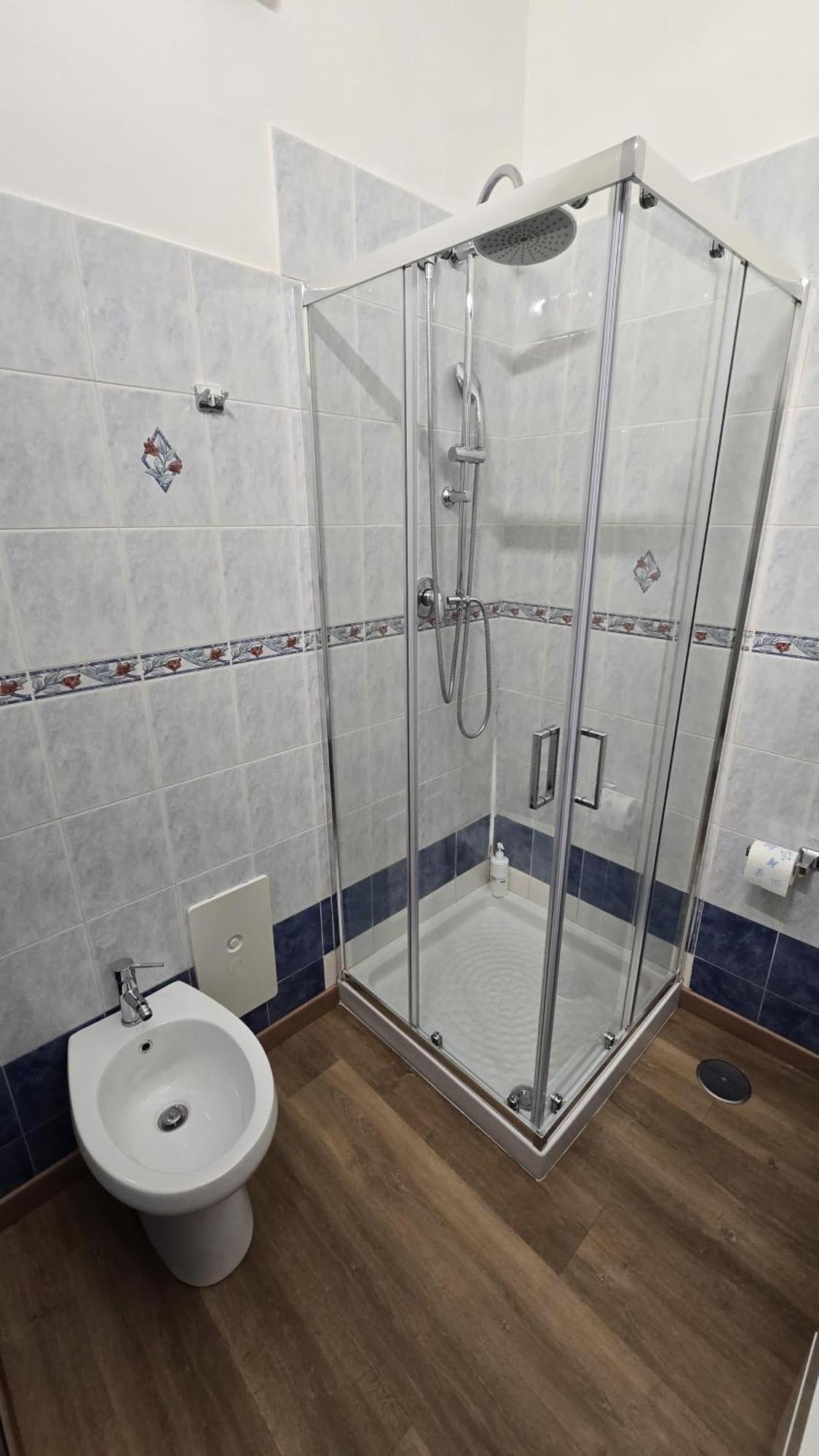 Casa Vacanze Oikia - Room Girasole Napels Buitenkant foto